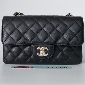 ✔✔SOLD✔✔ CHANEL 17C Mini Rectangular Flap Bag